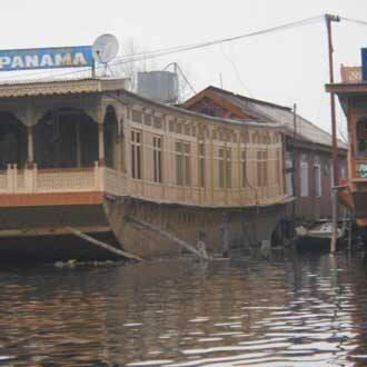 New Panama Houseboat, Srinagar 4